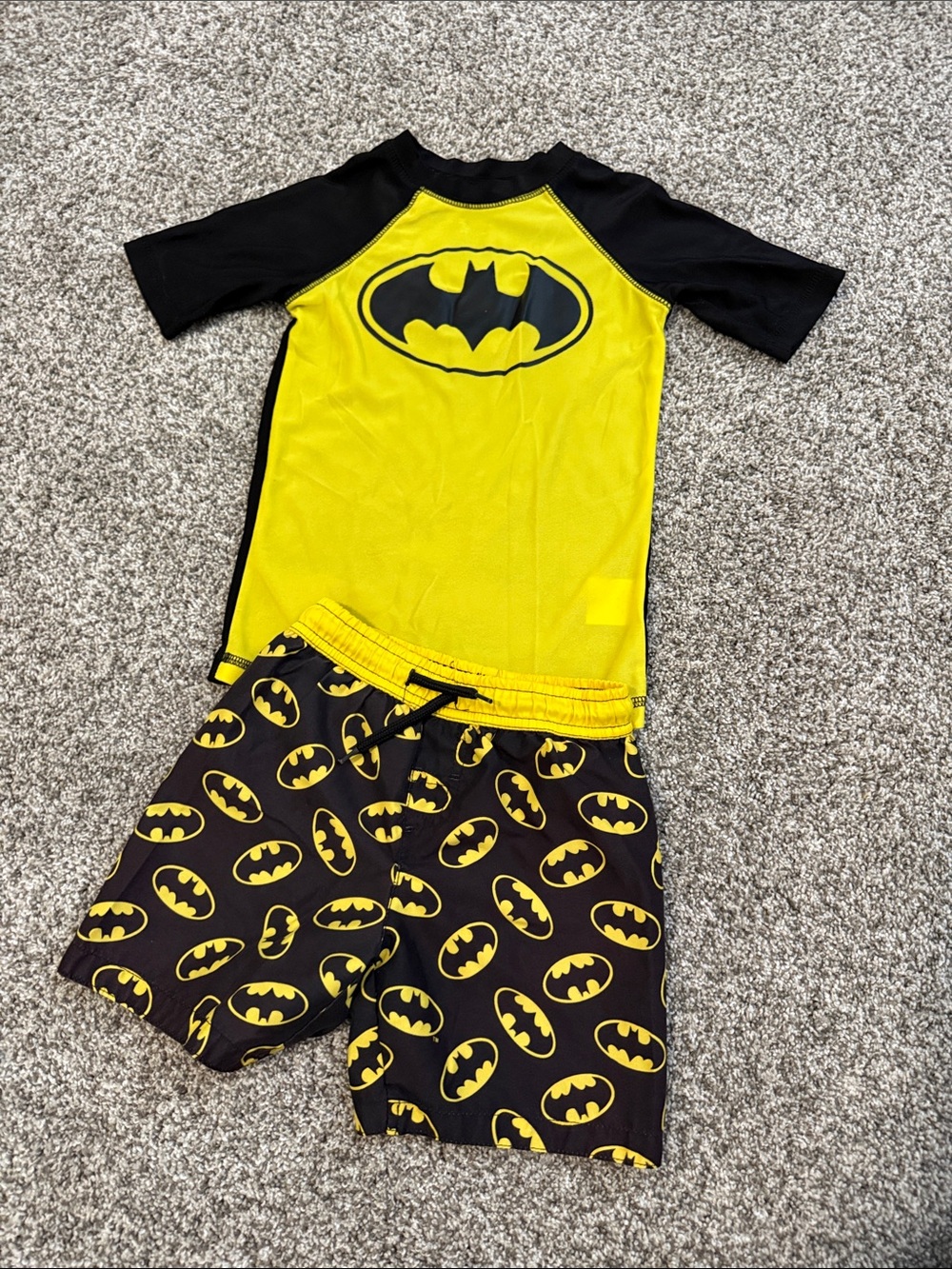 Boys Batman Rash guard set